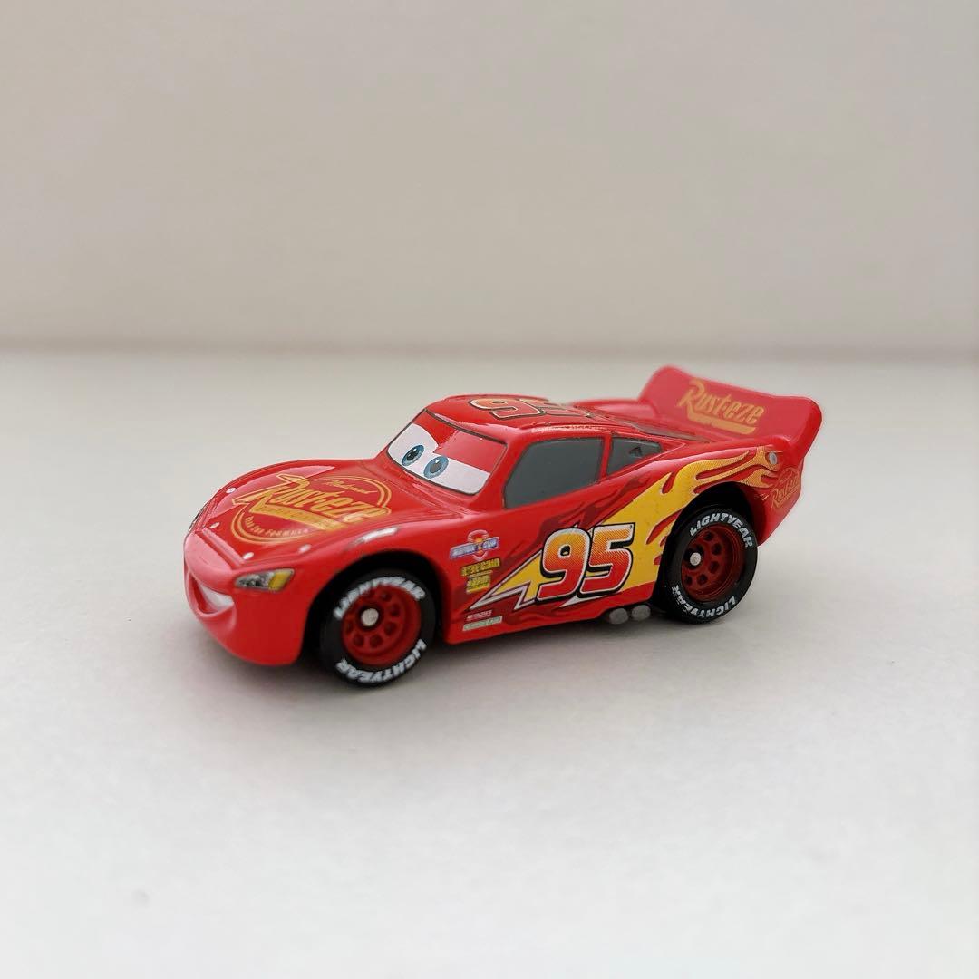 カーズ トミカ ライトニングマックイーン　ライトニングマックイーンディ2019