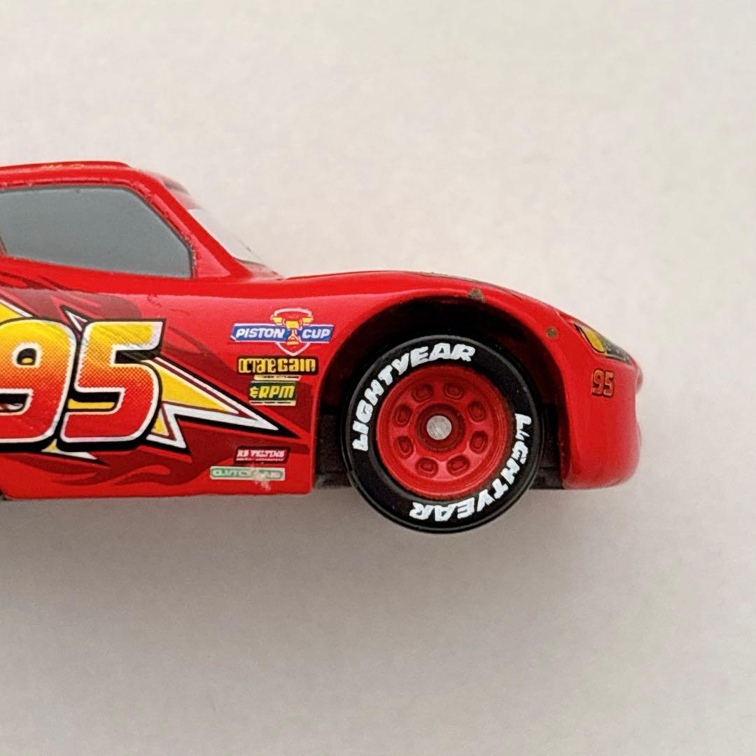 カーズ トミカ ライトニングマックイーン　ライトニングマックイーンディ2019