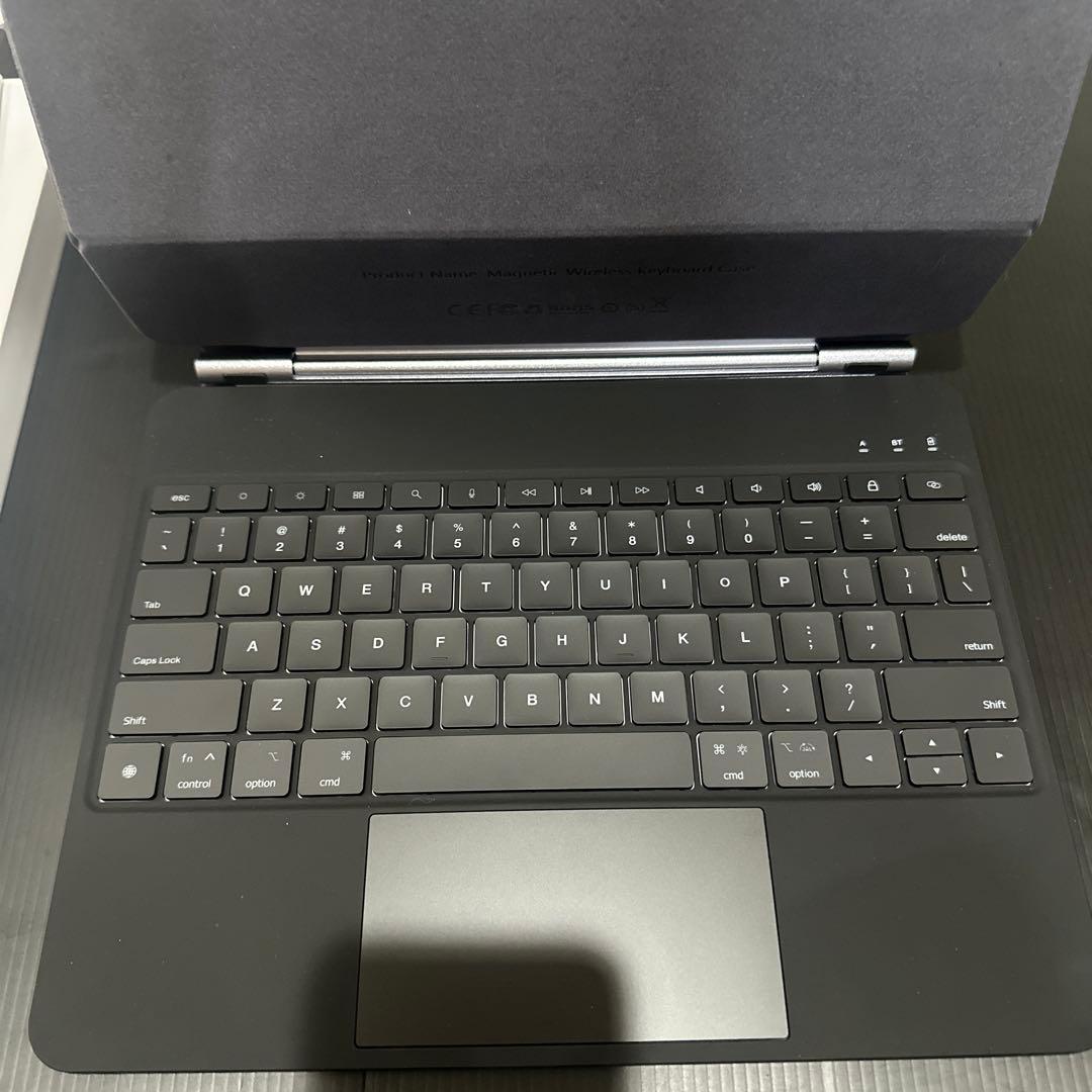 ワイヤレスキーボードケース　ブラック