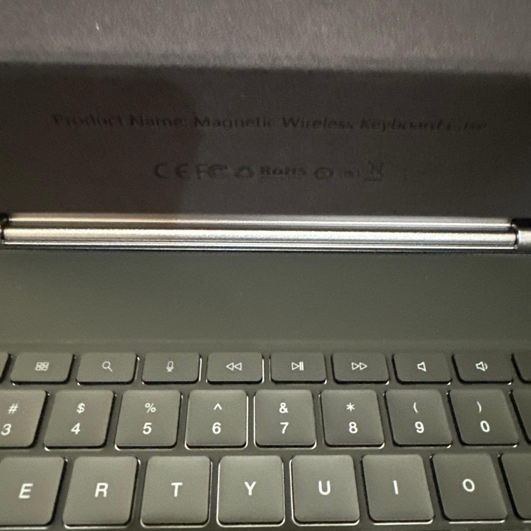 ワイヤレスキーボードケース　ブラック