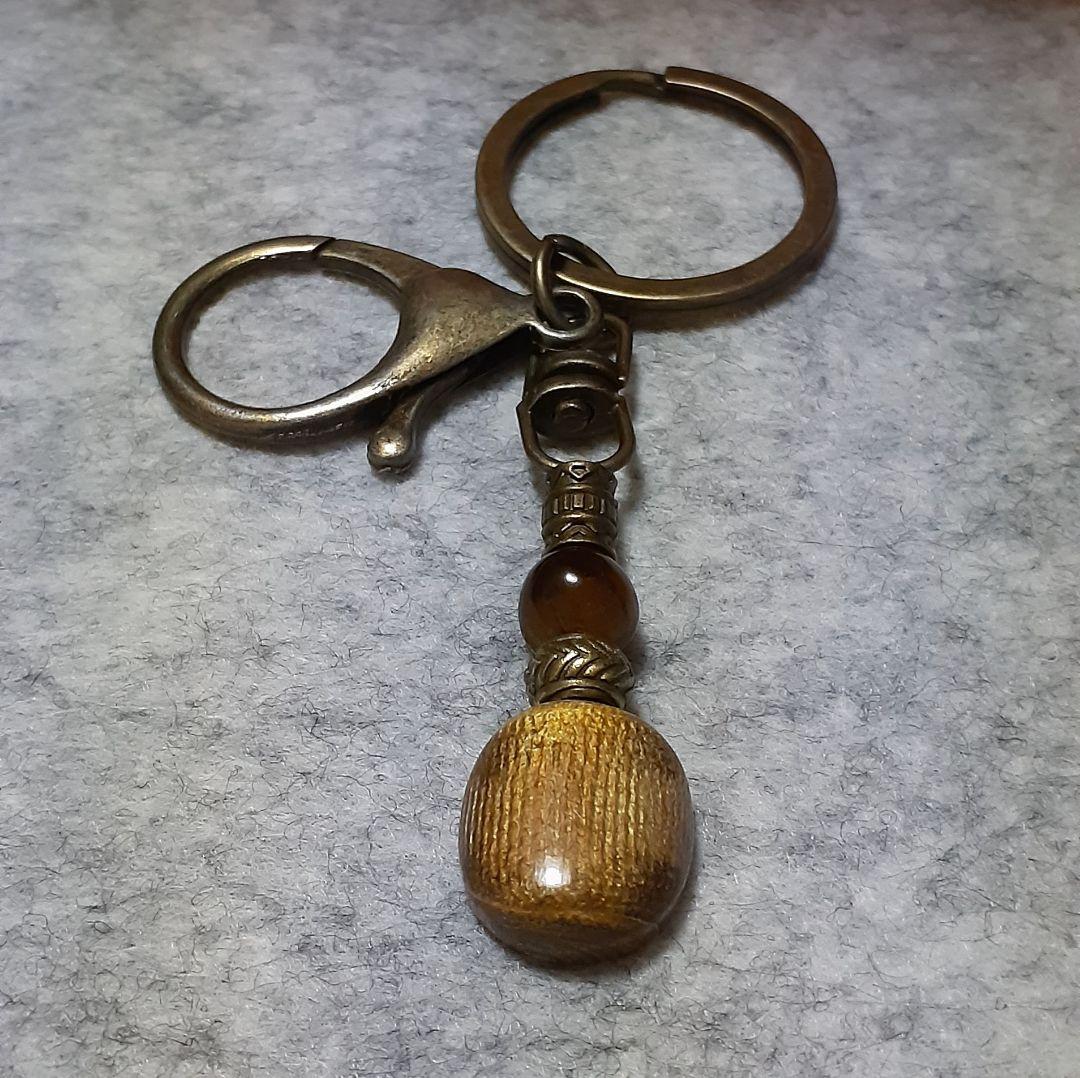 mayun。青珊瑚とパワーストーンのキーホルダー2点セット