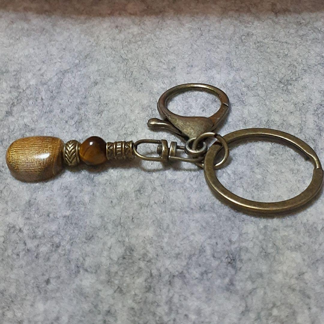 mayun。青珊瑚とパワーストーンのキーホルダー2点セット