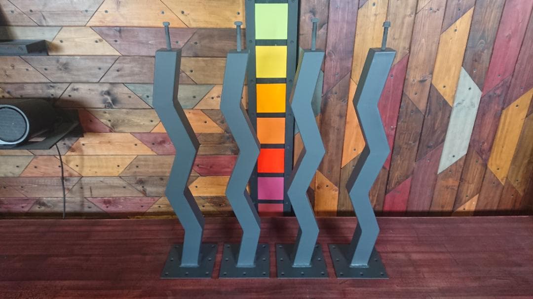 マットグレーでアイアンな極太鉄脚♪ 50×100×650mm 波型 4脚ver.