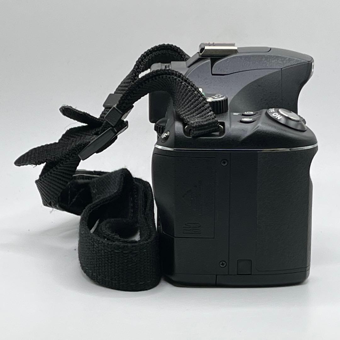 PENTAX K-m 約1010万画素 単3形電池4本で動作 + 18-55mm