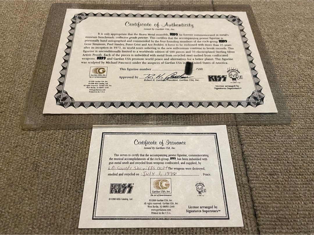 KISS キッス　証明書付　サイン入　像1998年製