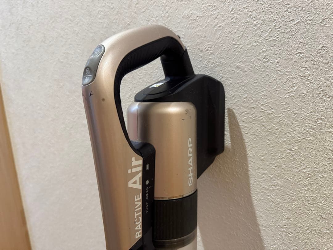 SHARP コードレスクリーナー Air EC-AR2SX 掃除機　充電器