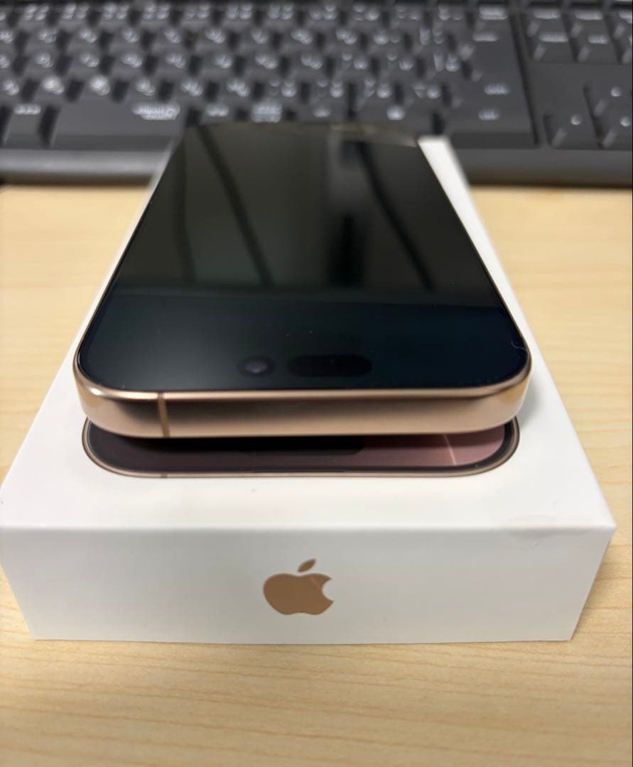 iPhone 16 Pro 256GB SIMフリー 超美品 液晶保護フィルム付