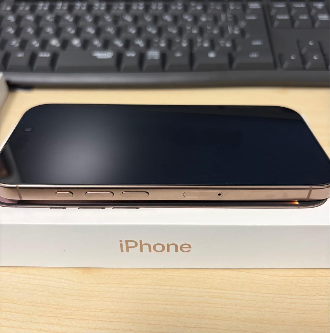 iPhone 16 Pro 256GB SIMフリー 超美品 液晶保護フィルム付