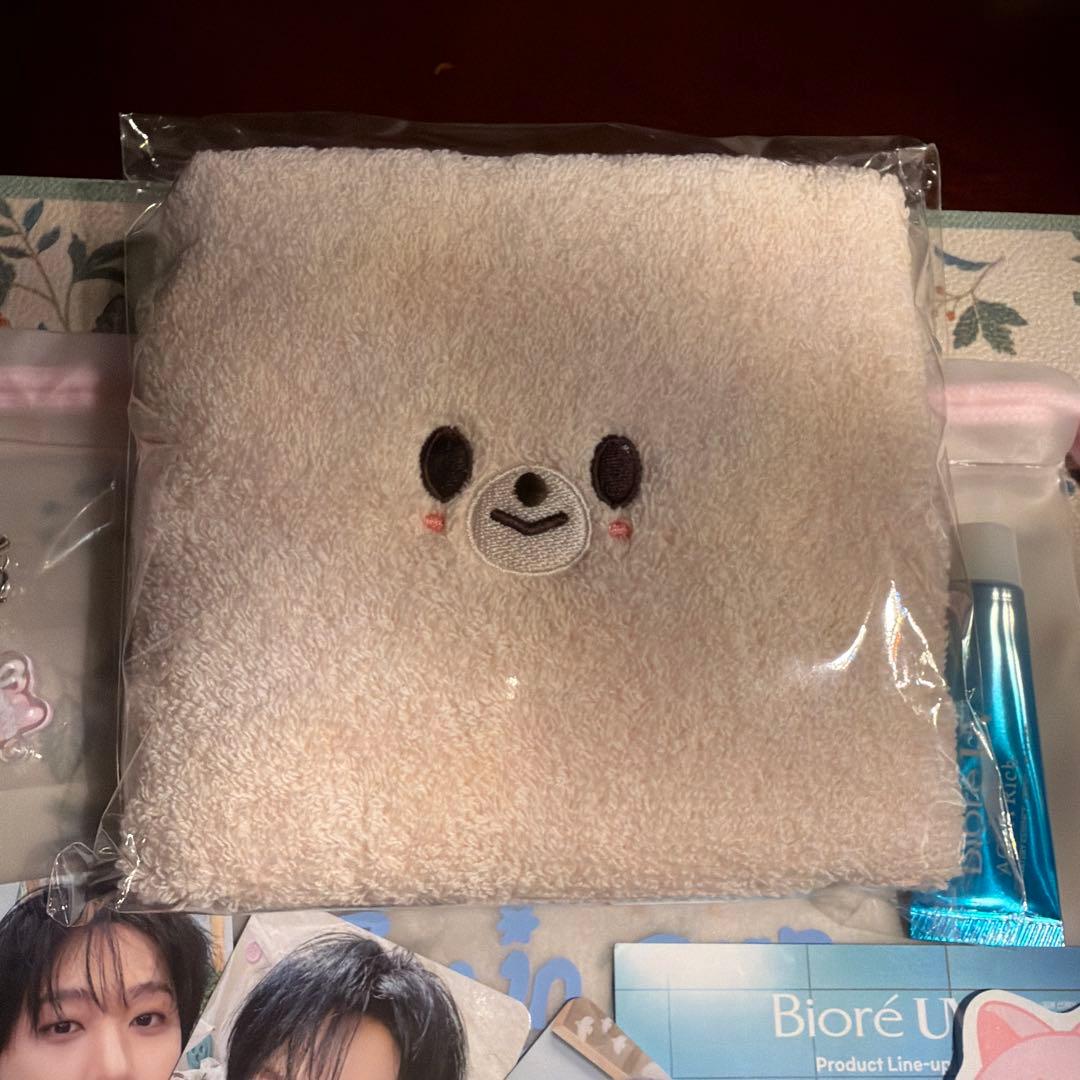 K-POP フォトカード & タオル セット