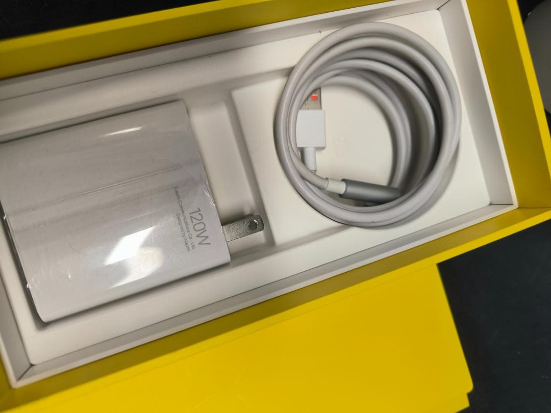 POCO F4 GT シルバー 本体 元箱付き(12GB/256GB)