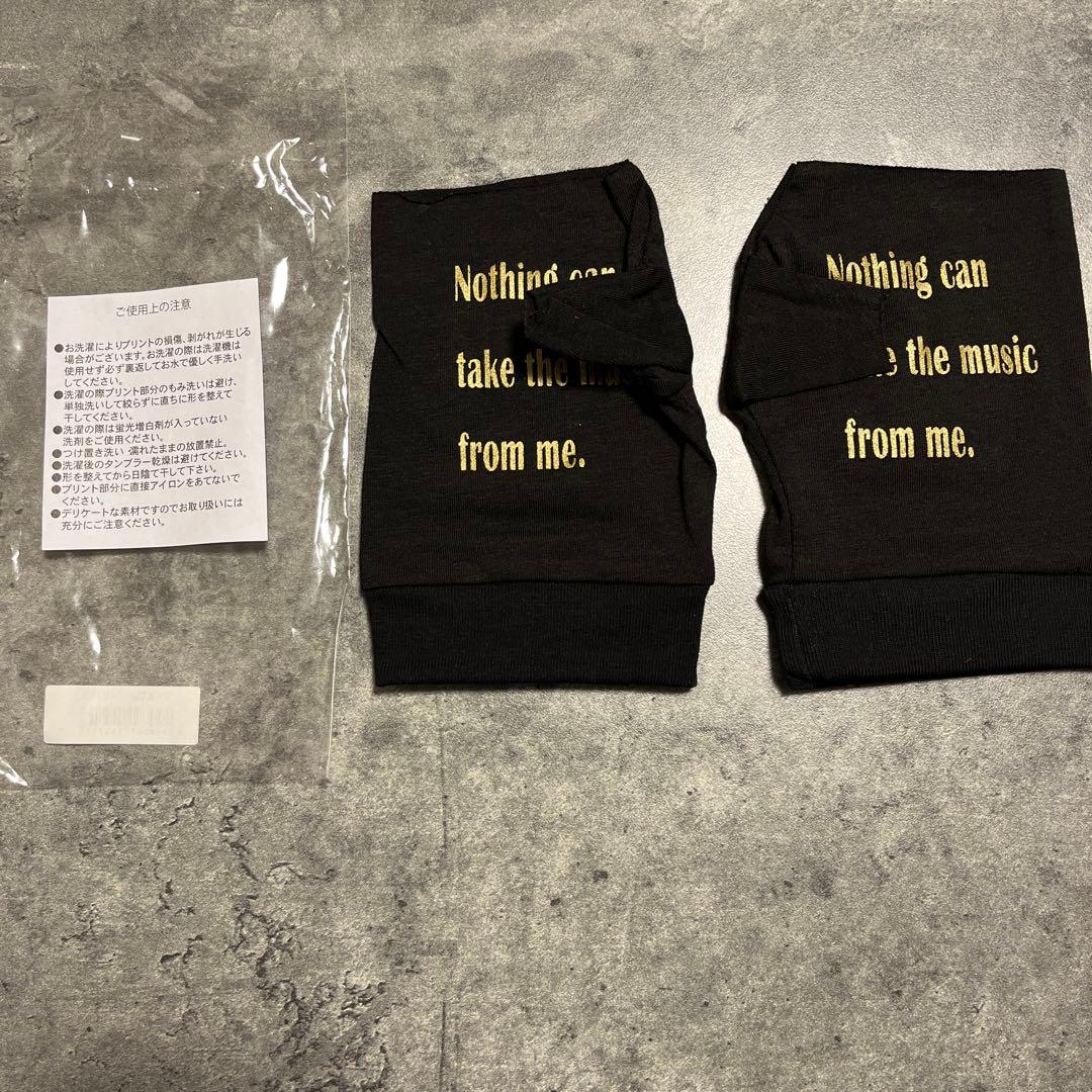 UVERworld ロゴ入り　グローブ　新品　値下げ