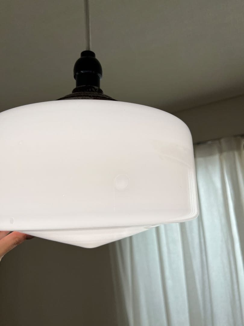 【最終価格】人気の仁平古家具店／ミルクガラスペンダントライト