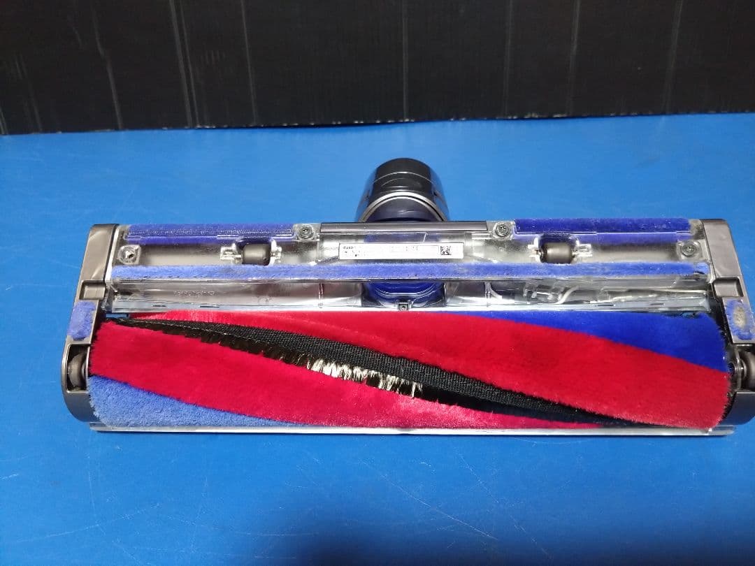 状態良好！！dyson‼️デジタルスリムフィラフィ SV18　充電スタンド付き②