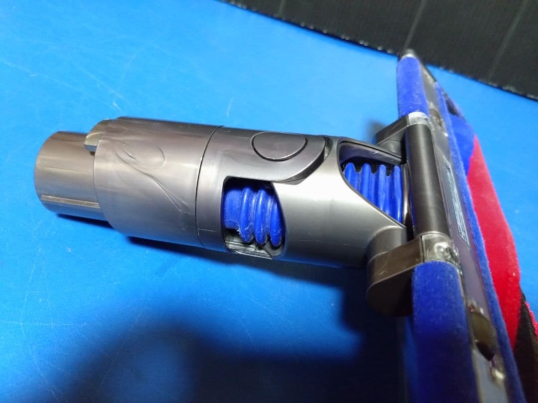 状態良好！！dyson‼️デジタルスリムフィラフィ SV18　充電スタンド付き②