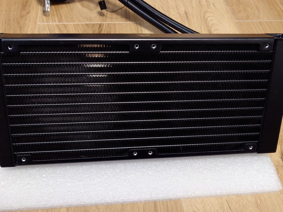 CORSAIR iCUE H100i ELITE CAPELLIX+RGBファン
