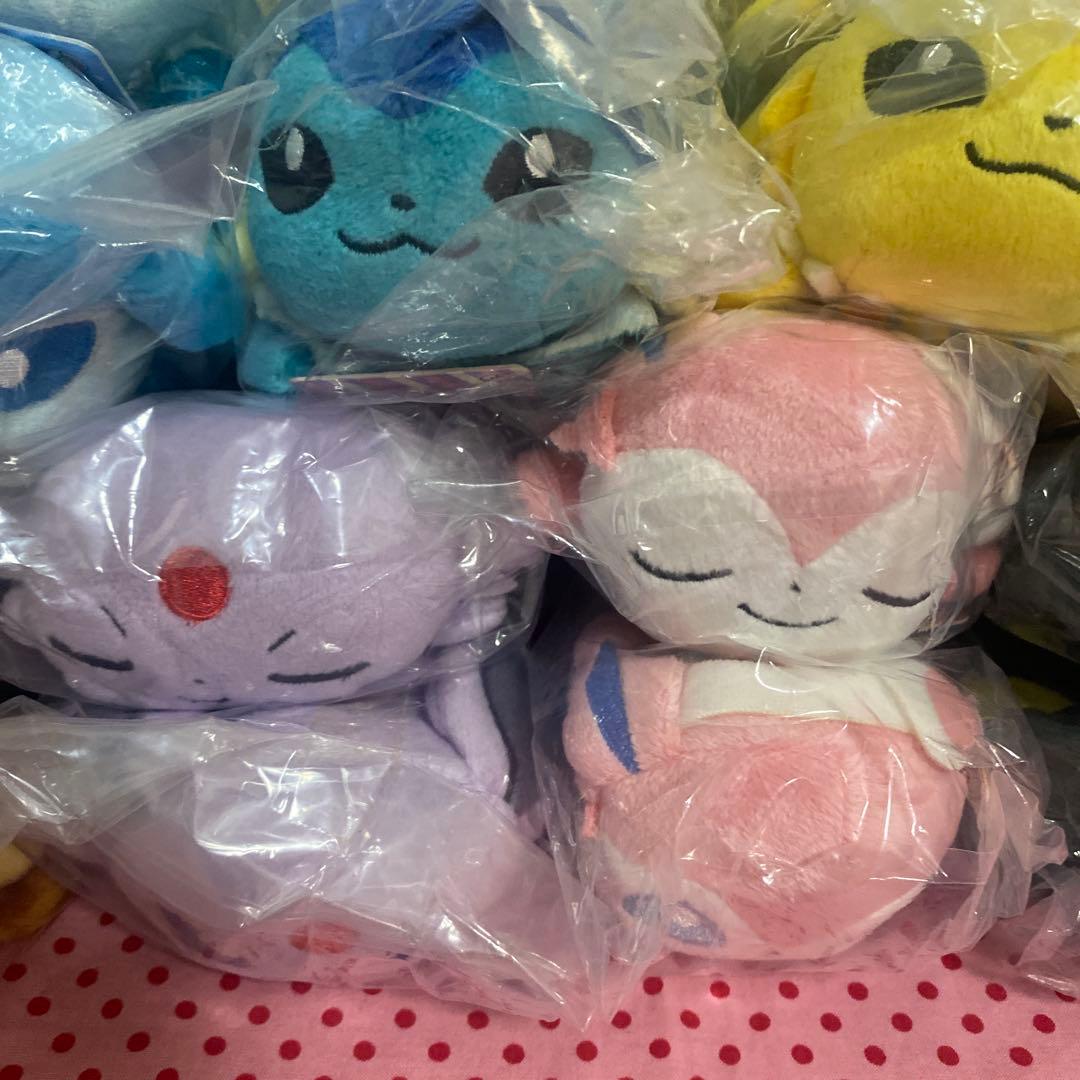 ポケモンセンター限定 くったりぬいぐるみ イーブイ進化系18体セット　コンプ品