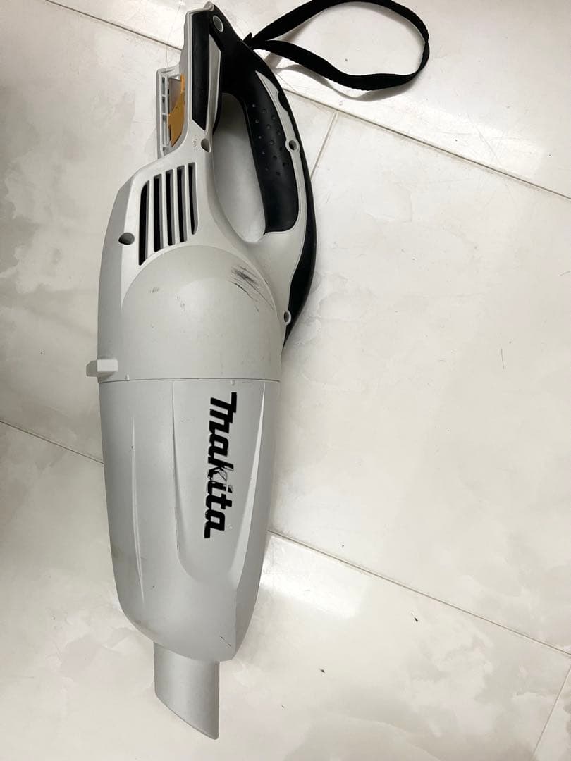Makita マキタ　充電式スティッククリーナー18V 本体