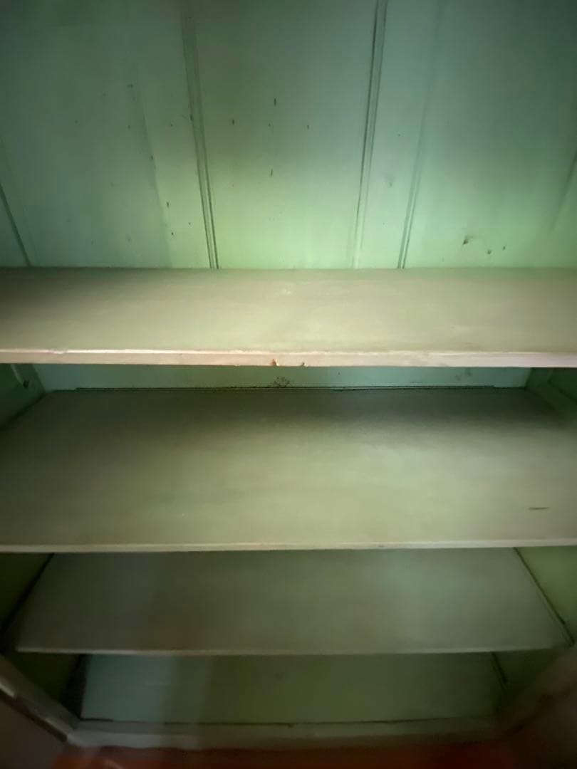 フランスアンティークグリーンキャビネット