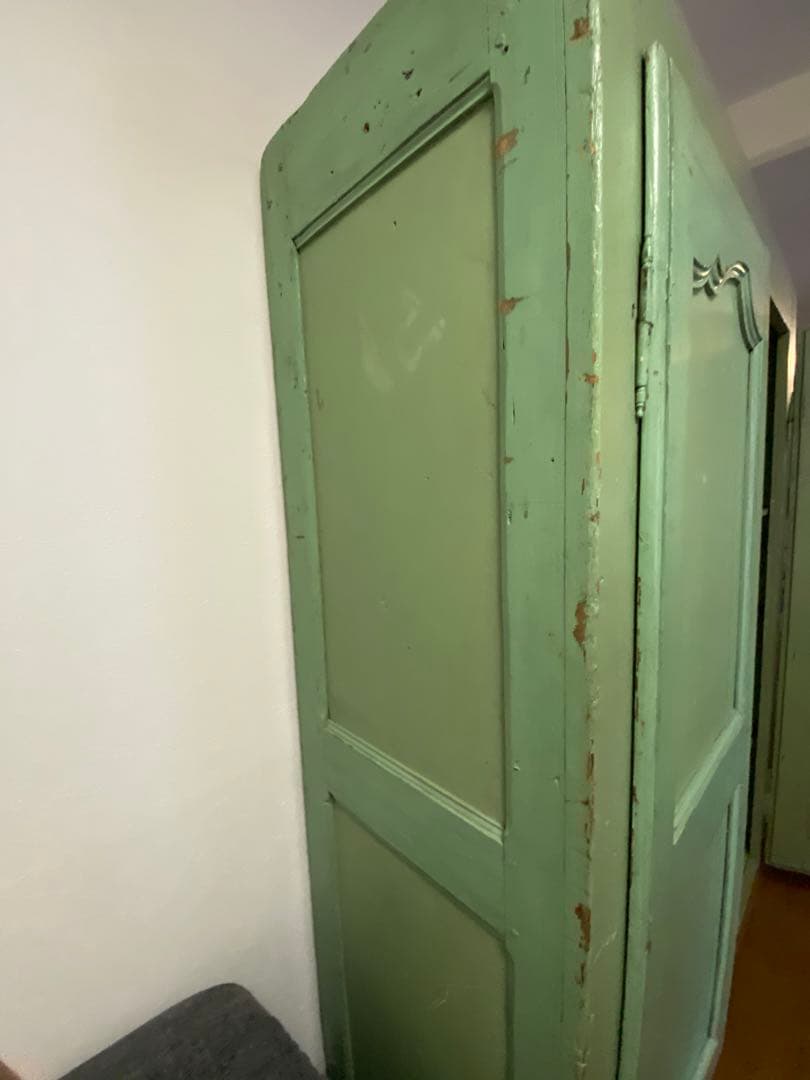 フランスアンティークグリーンキャビネット