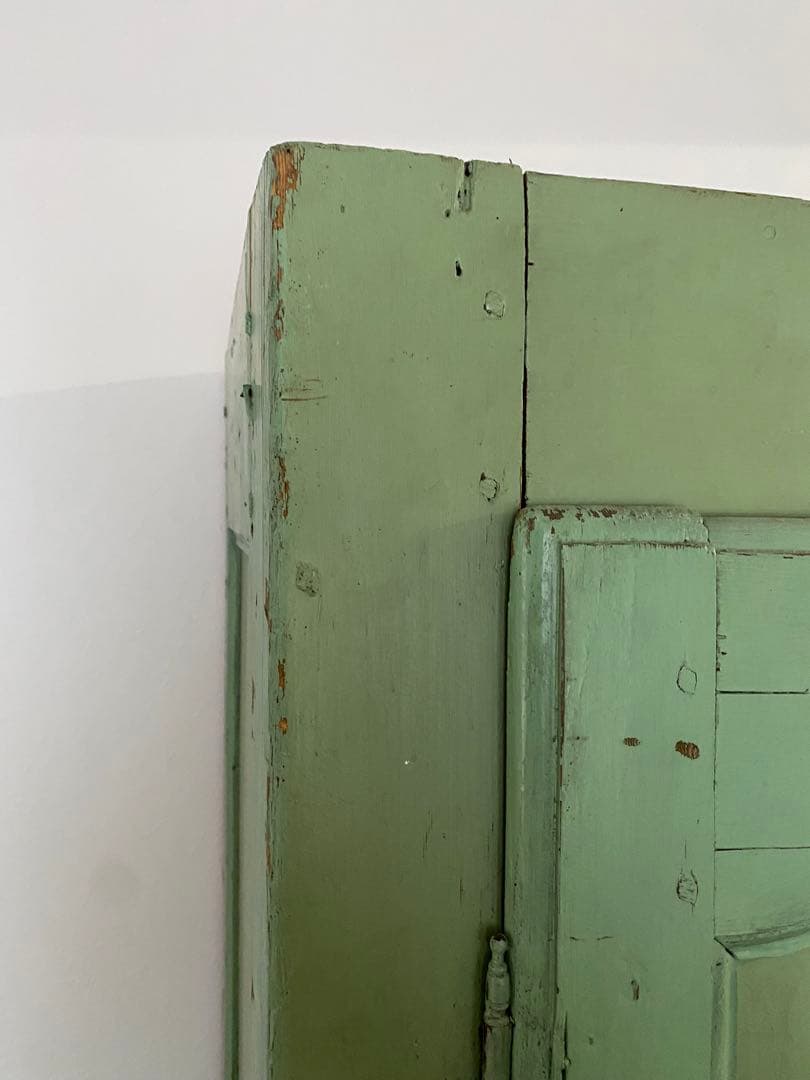フランスアンティークグリーンキャビネット