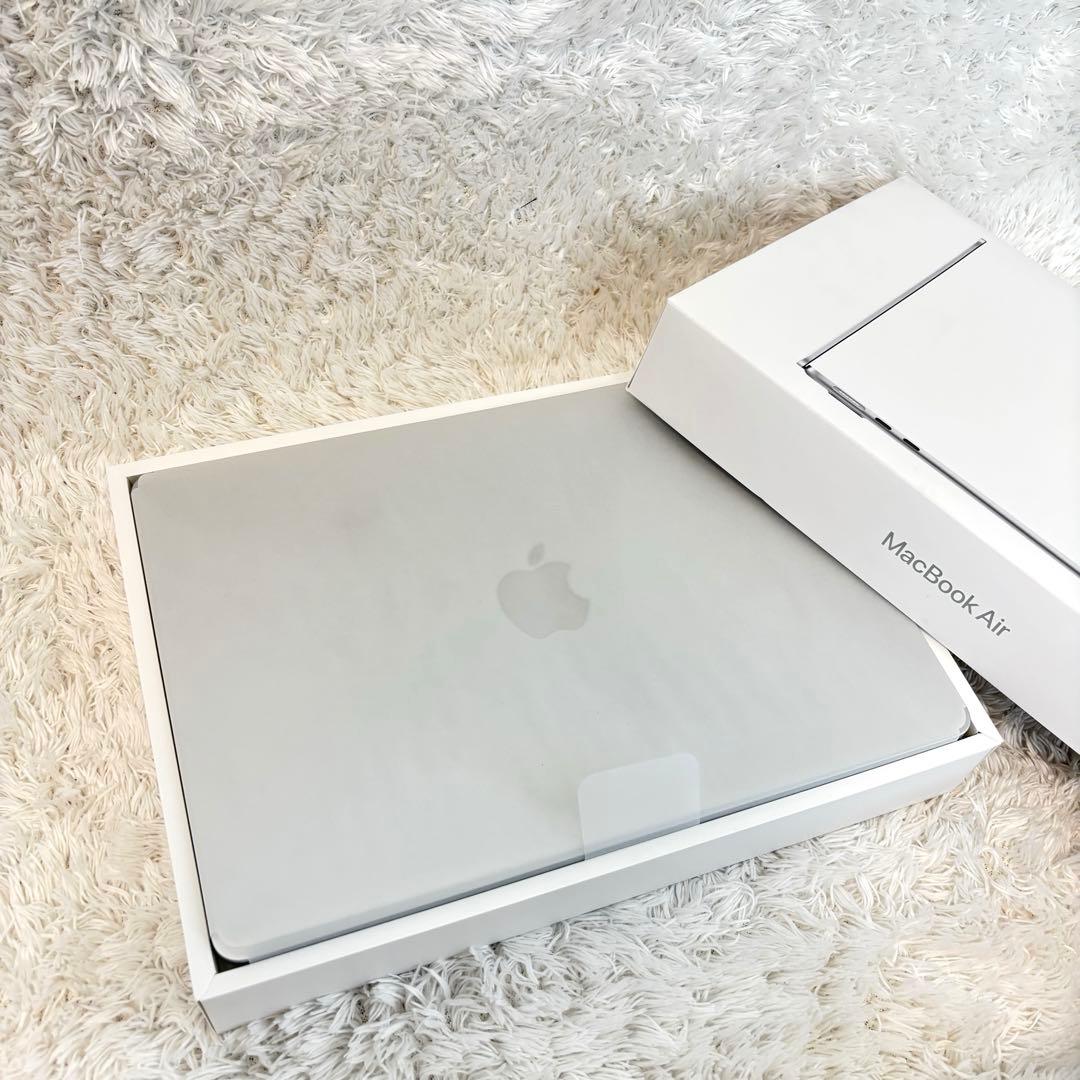 Apple MacBookAir M3 シルバー 24GB/512GB