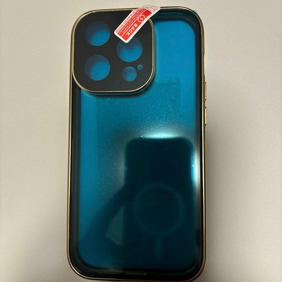 覗き見防止 iPhone 15/15 Proケースロック機能付き+マグネット式