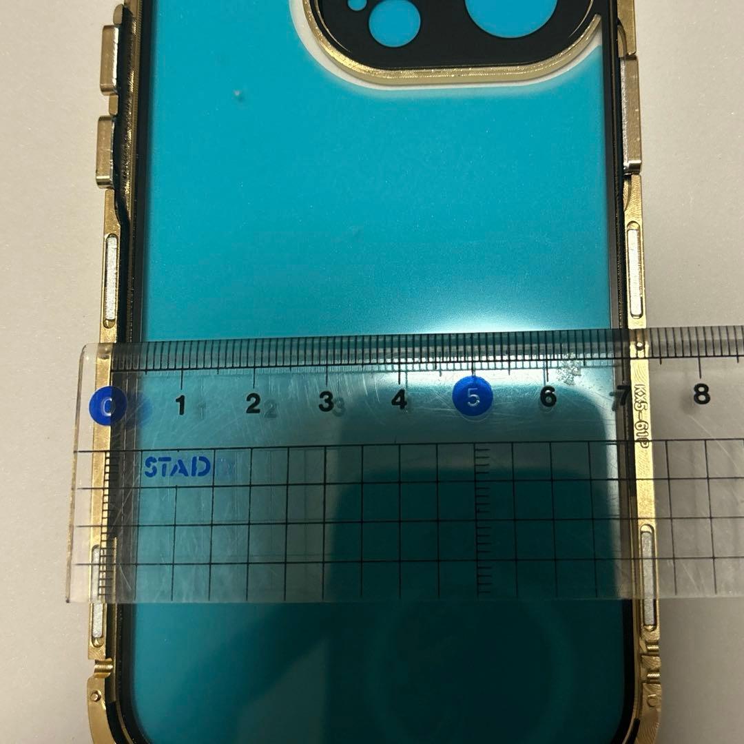 覗き見防止 iPhone 15/15 Proケースロック機能付き+マグネット式