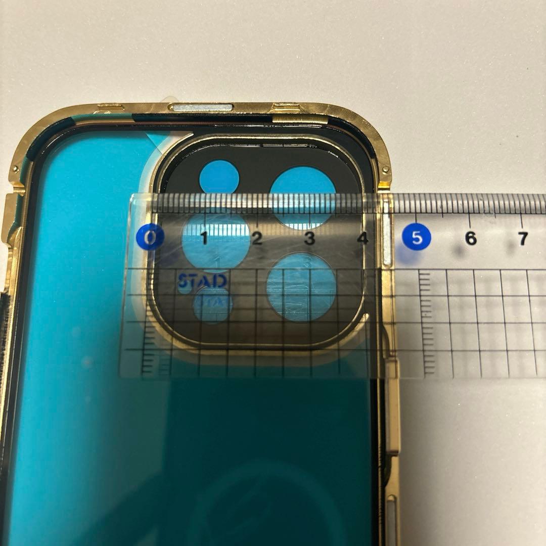 覗き見防止 iPhone 15/15 Proケースロック機能付き+マグネット式