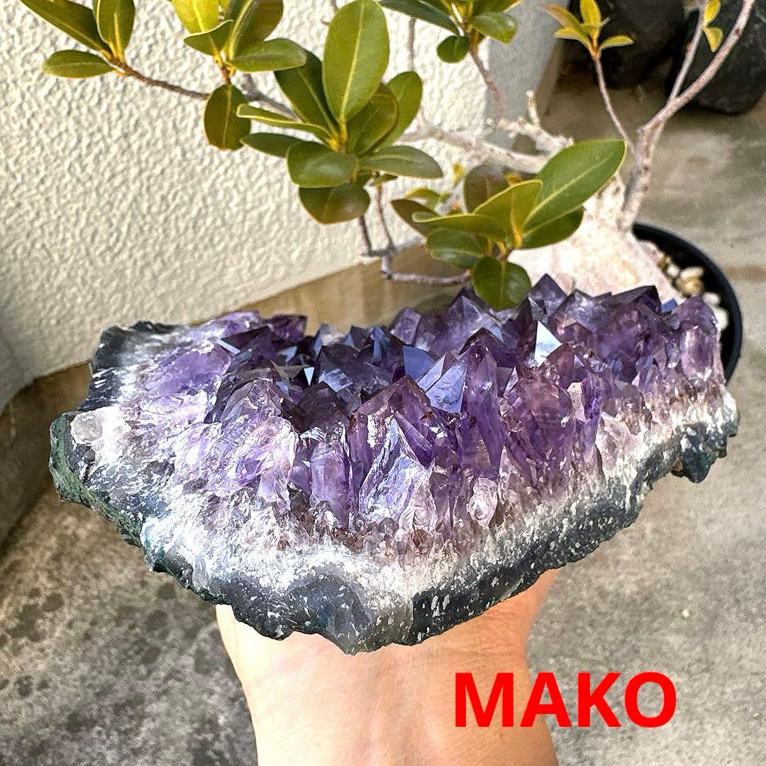 M1888☆アメジストクラスター2.2Kg☆ブラジル産☆天然石☆N60107