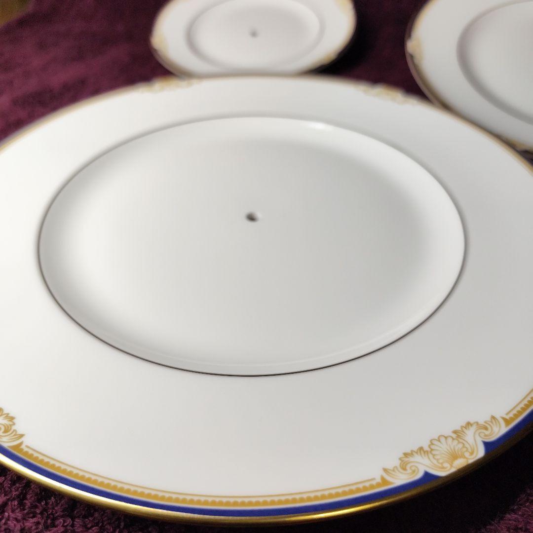 ウェッジウッド　キャベンディッシュ　アフタヌーンティー用３段ケーキスタンド