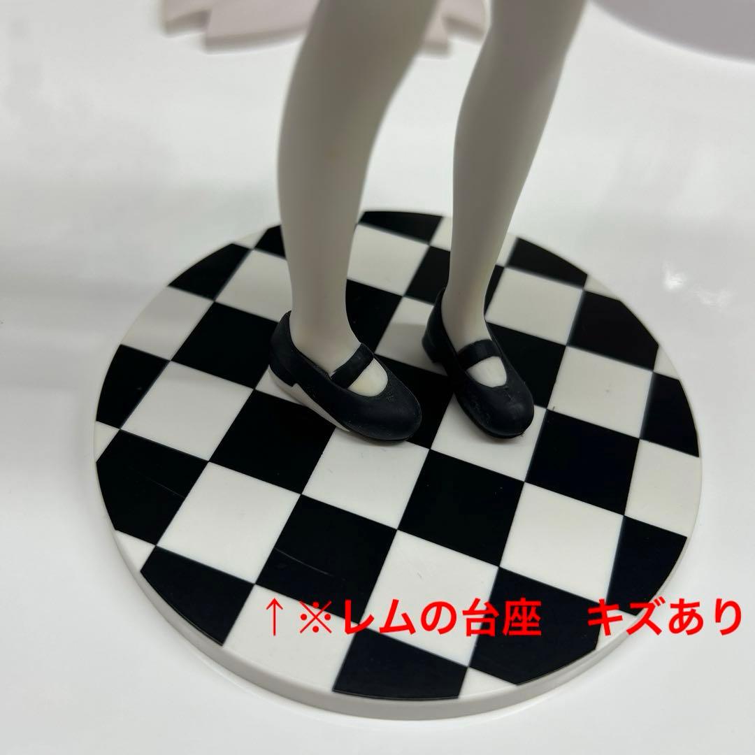 Re:ゼロ　フィギュア　7体セット　レム　ラム　エミリア　メイド　ナース　アリス