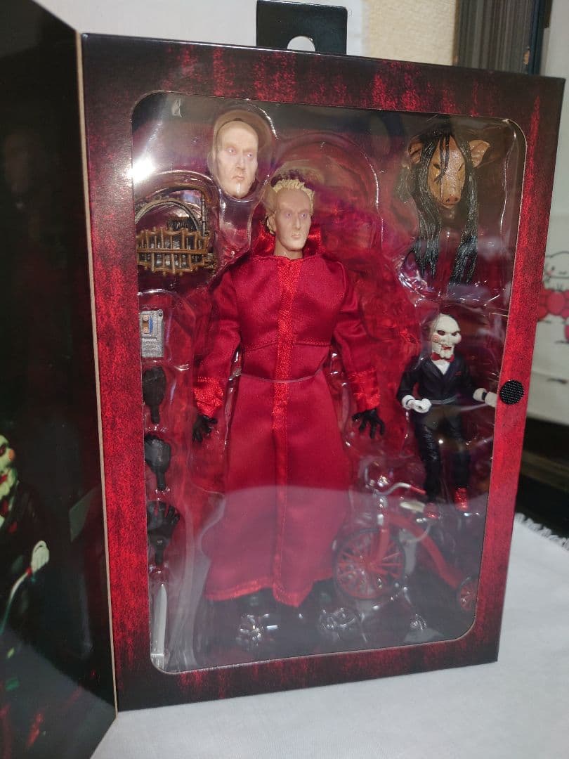SAW ソウ ネカ フィギュア NECA ネカ ジグソウ レッド