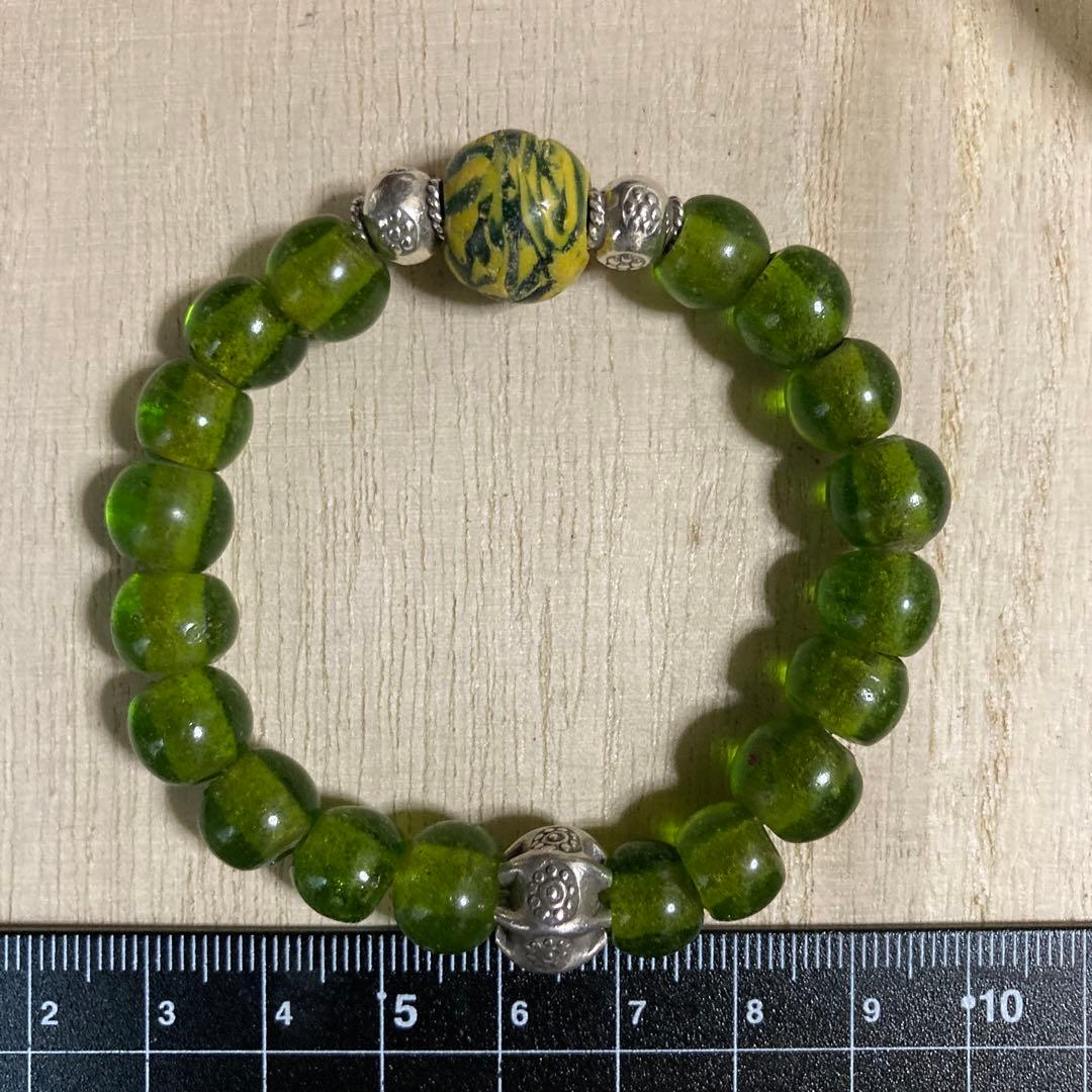 ジャワ玉、ヴィンテージトンボ玉とカレンシルバーブレスレット