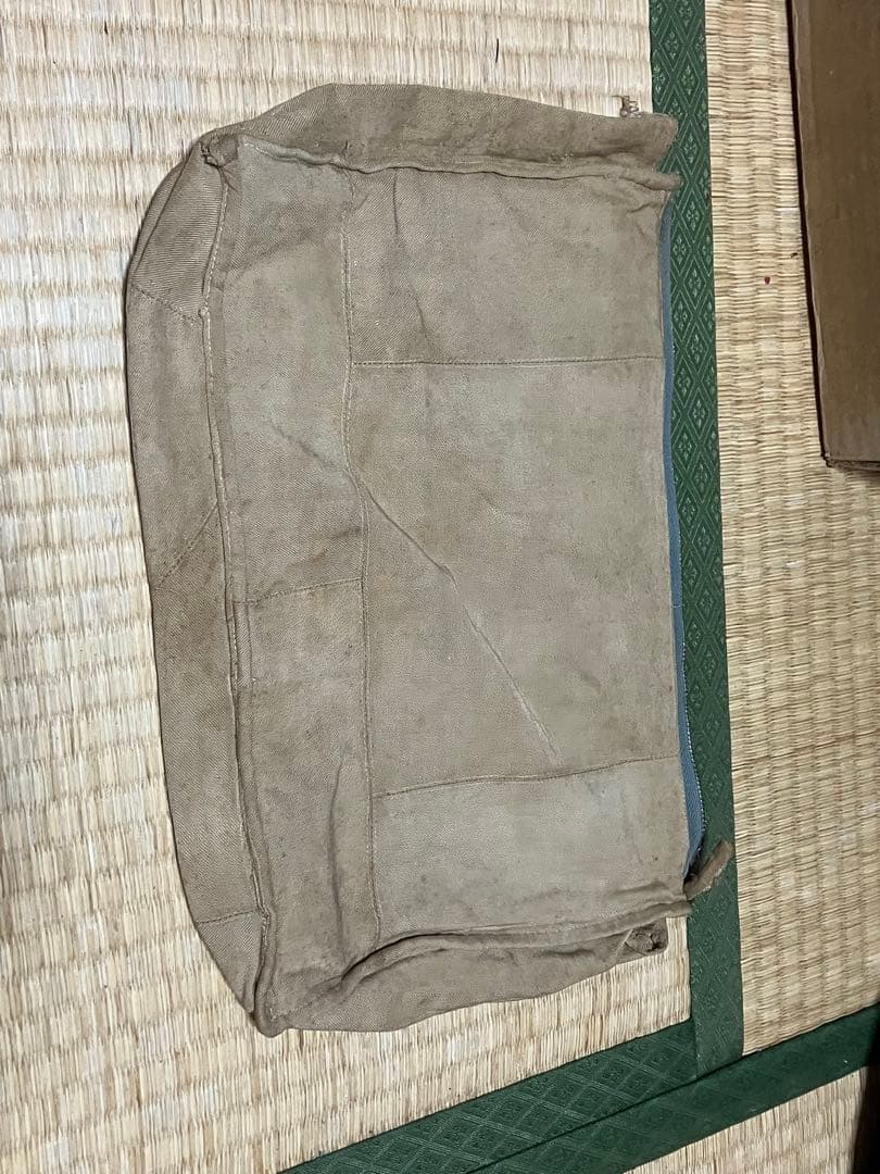 日本陸軍将校私物外套　九八式外套　国民帽　ポーチセット　当時物です。