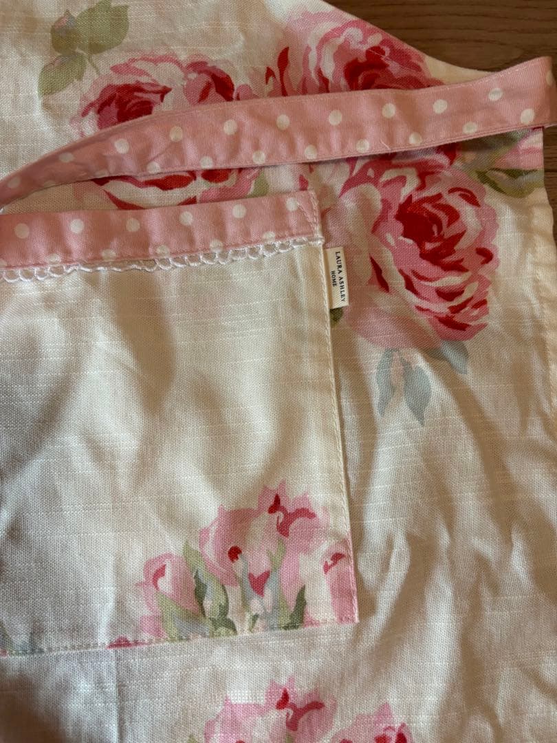 ローラアシュレイ　エプロン　花柄　クチュールローズ