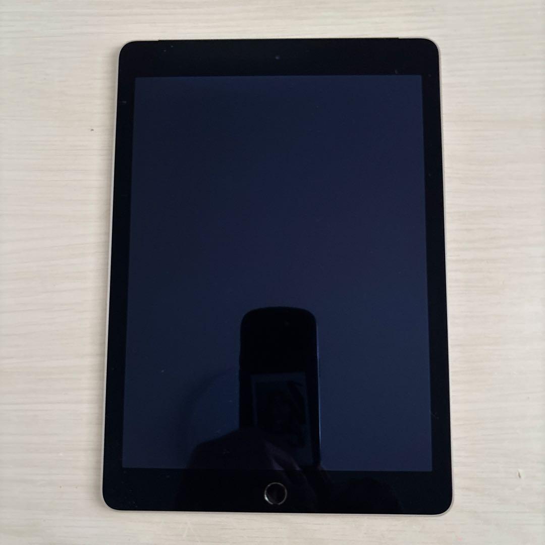 【美品】iPadAir2 64GB Wi-Fi + Cellularモデル