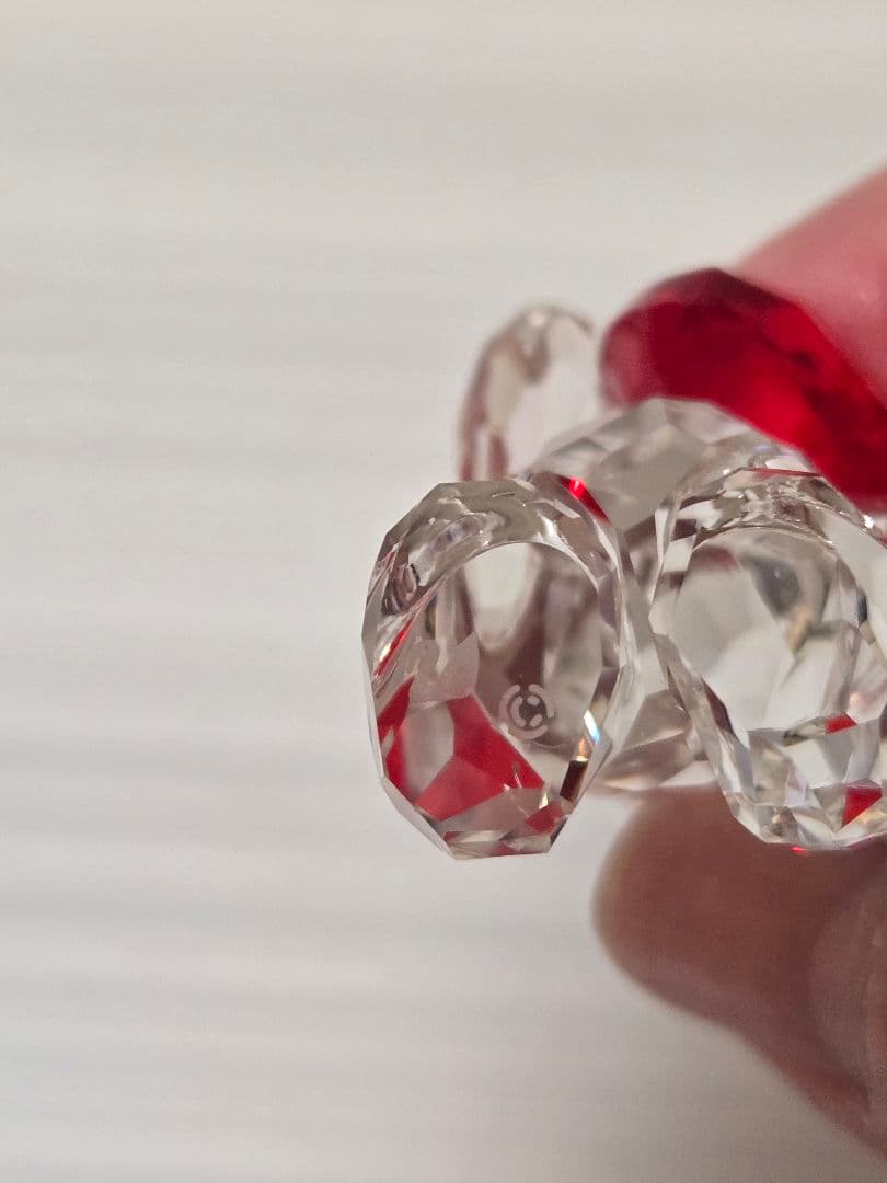 スワロフスキー クリスタル クマの置物 赤いハート