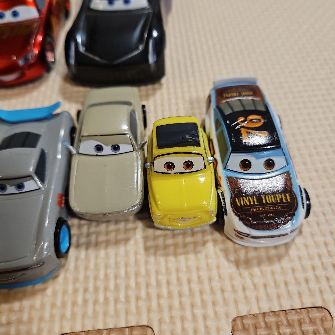 カーズ ディズニー ピクサー ミニフィギュアラインセット 20台 おまけ付き