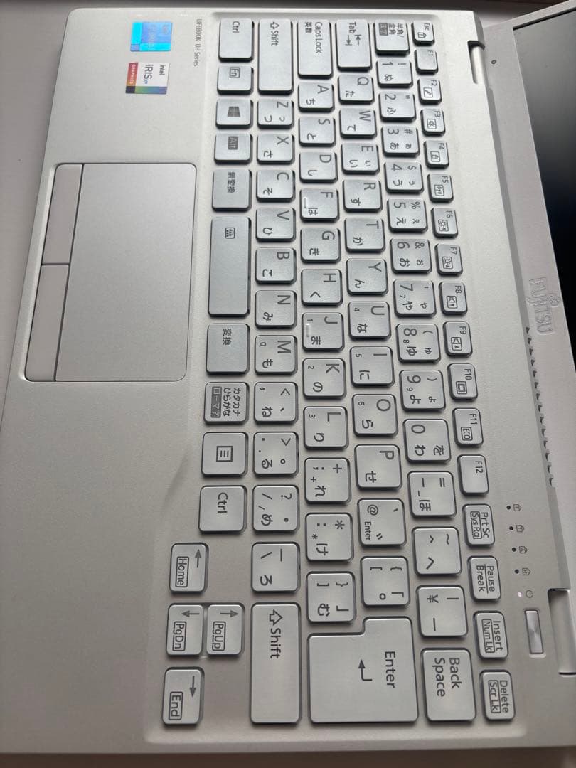 富士通 LIFEBOOK UH09/E3 Core i7 8GB 超軽量 本体