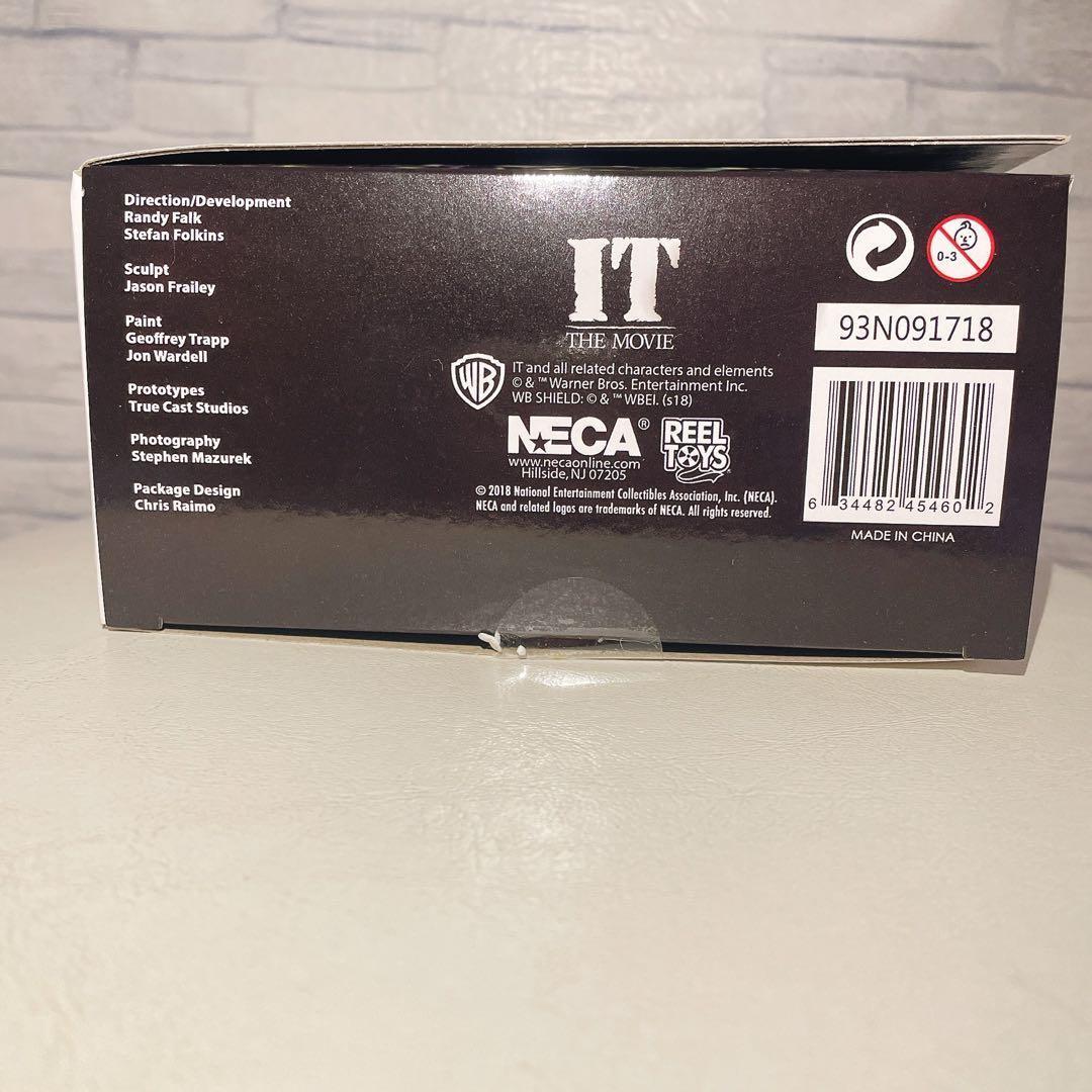 新品　PENNY WISE フィギュア　NECA ペニーワイズ　イット　ネカ