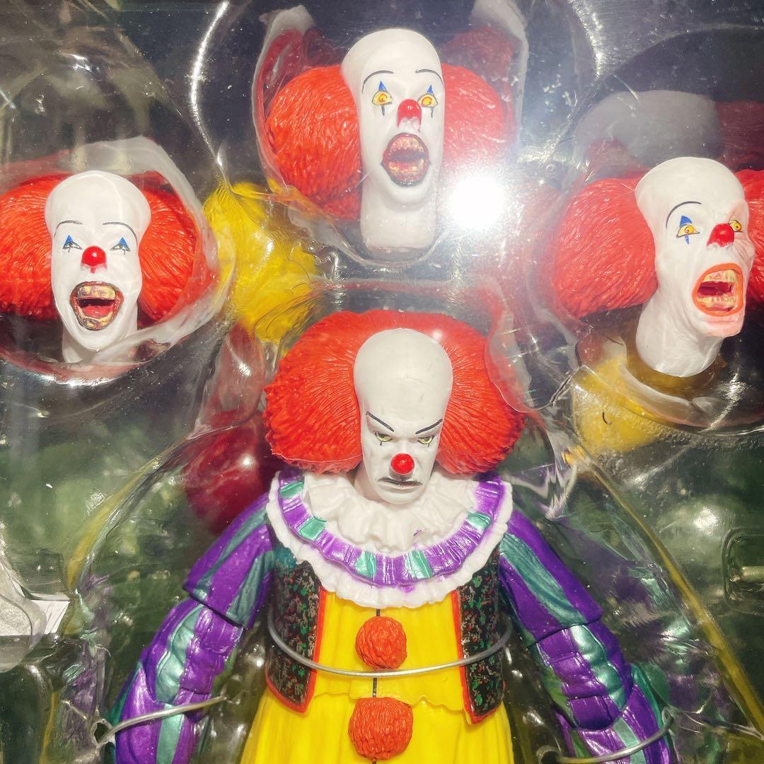新品　PENNY WISE フィギュア　NECA ペニーワイズ　イット　ネカ