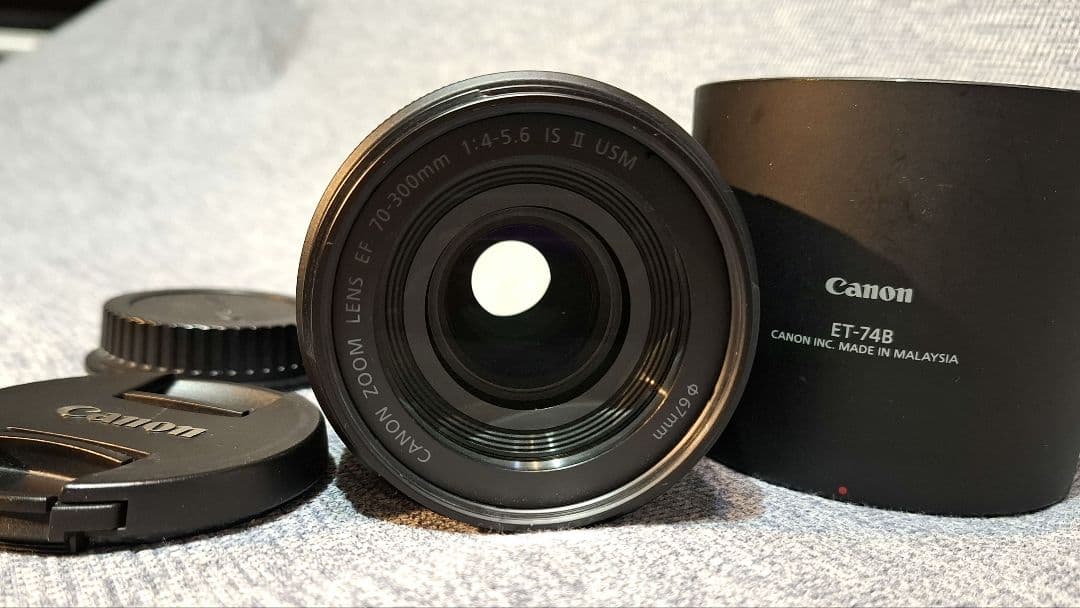 Canon EF70-300mm F4-5.6 IS II USM フード付