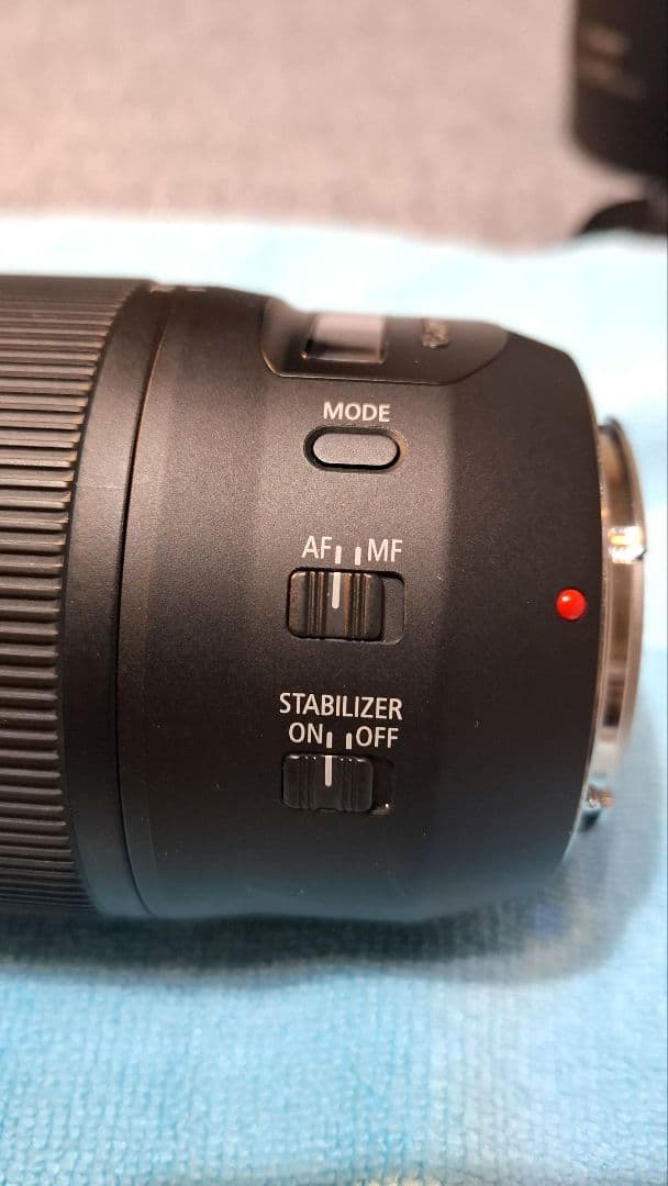 Canon EF70-300mm F4-5.6 IS II USM フード付
