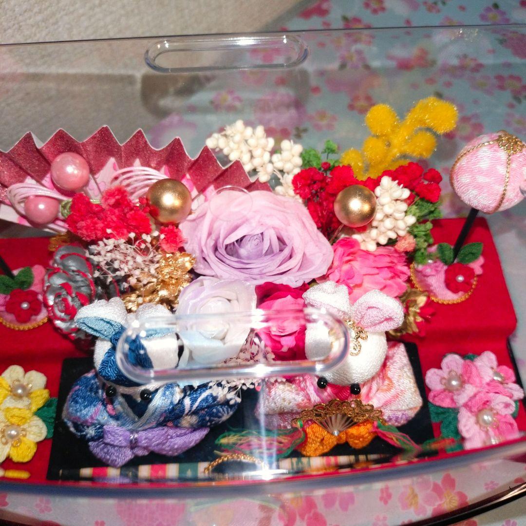 ご予約…絢爛豪華✨お内裏様＆お雛様・アレンジ1点限り(新作)ブリザーブドアレンジ