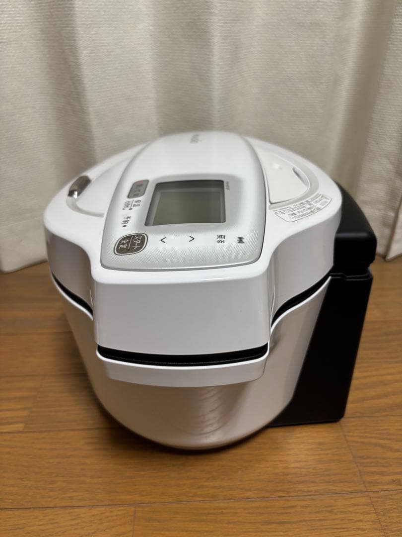 KN-HW16F-W シャープ　ヘルシオ　ホットクック　1.6L
