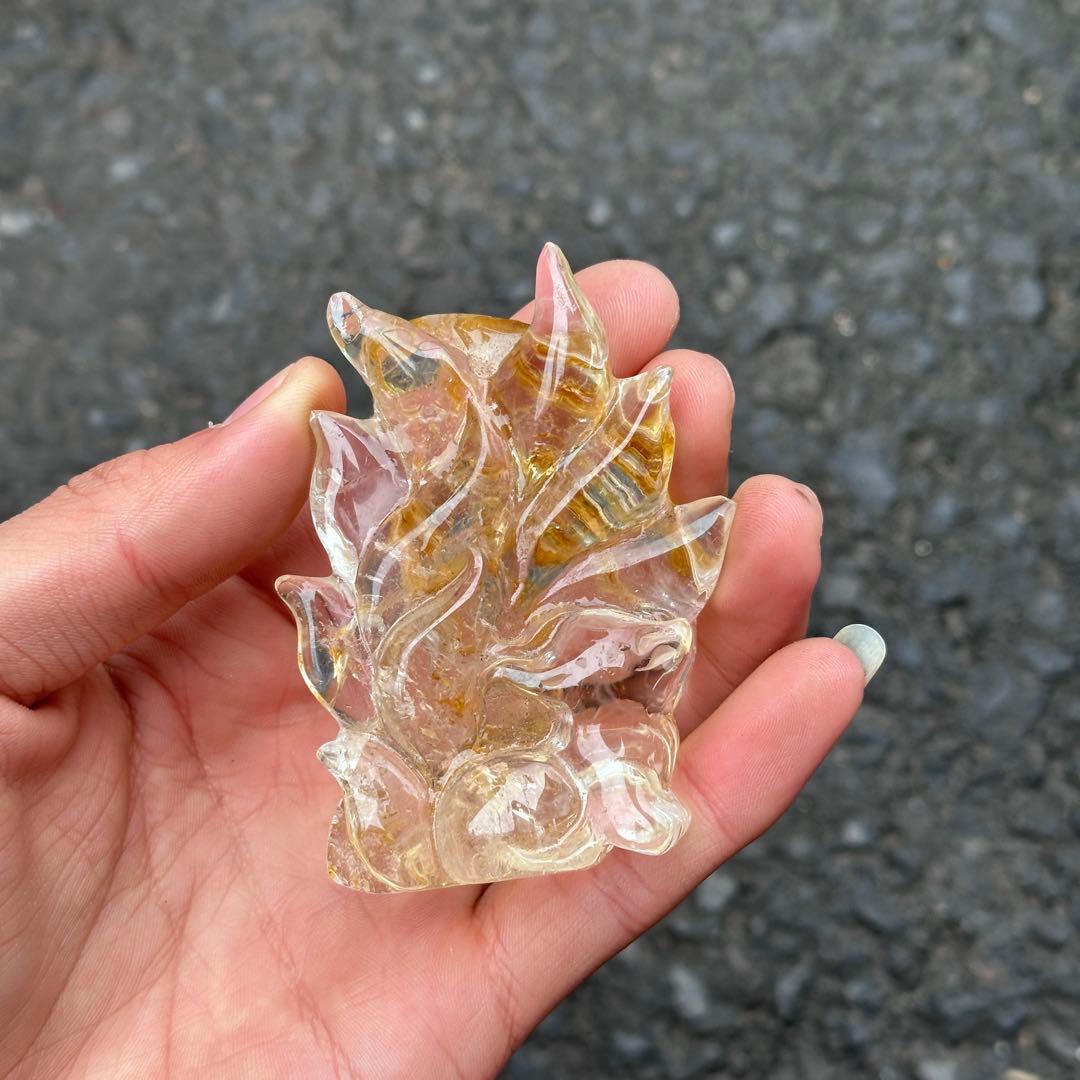 天然石マニカラン共生水晶の九尾狐　ご購入前に在庫確認必要G.857