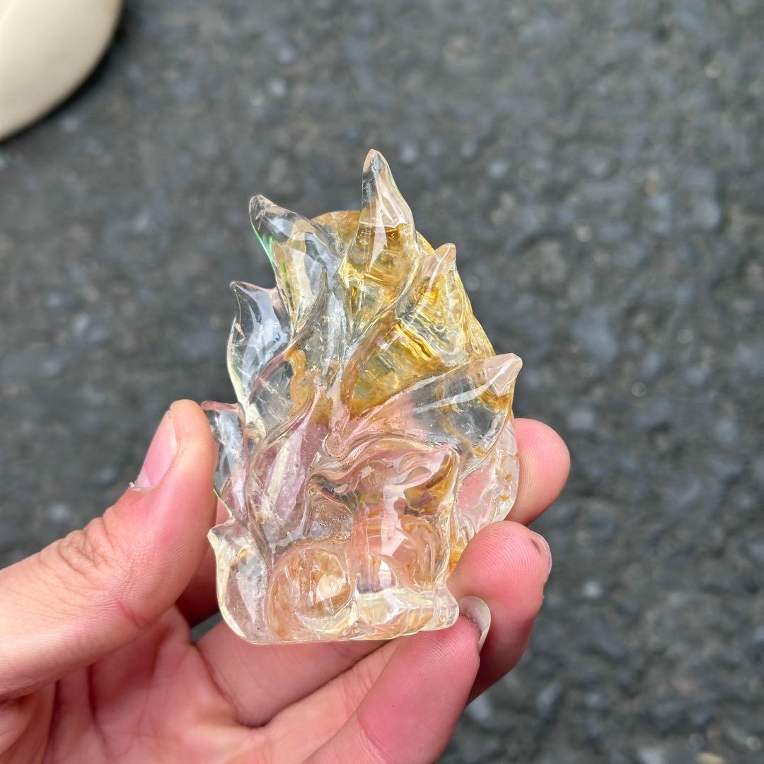 天然石マニカラン共生水晶の九尾狐　ご購入前に在庫確認必要G.857