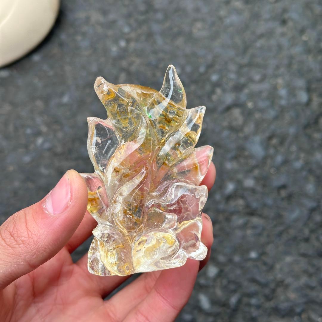 天然石マニカラン共生水晶の九尾狐　ご購入前に在庫確認必要G.857