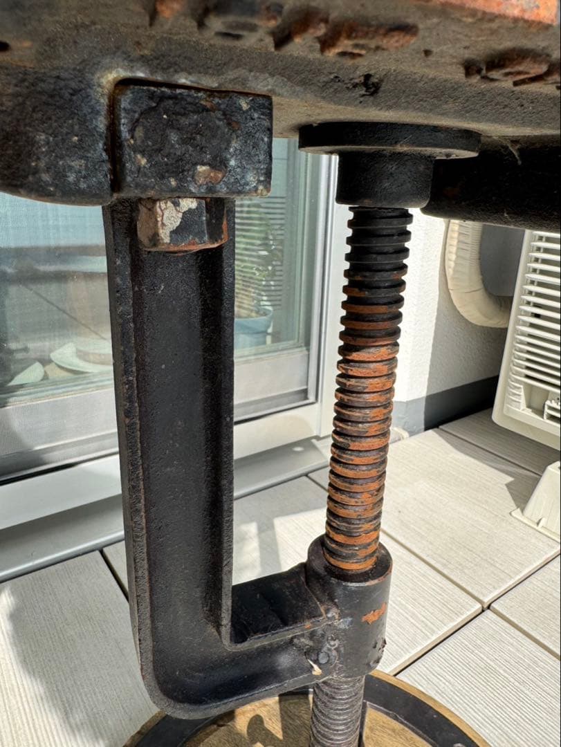 価格相談可◆ ヴィンテージ インダストリアル スツール 鉄脚 作業椅子 刻印入り