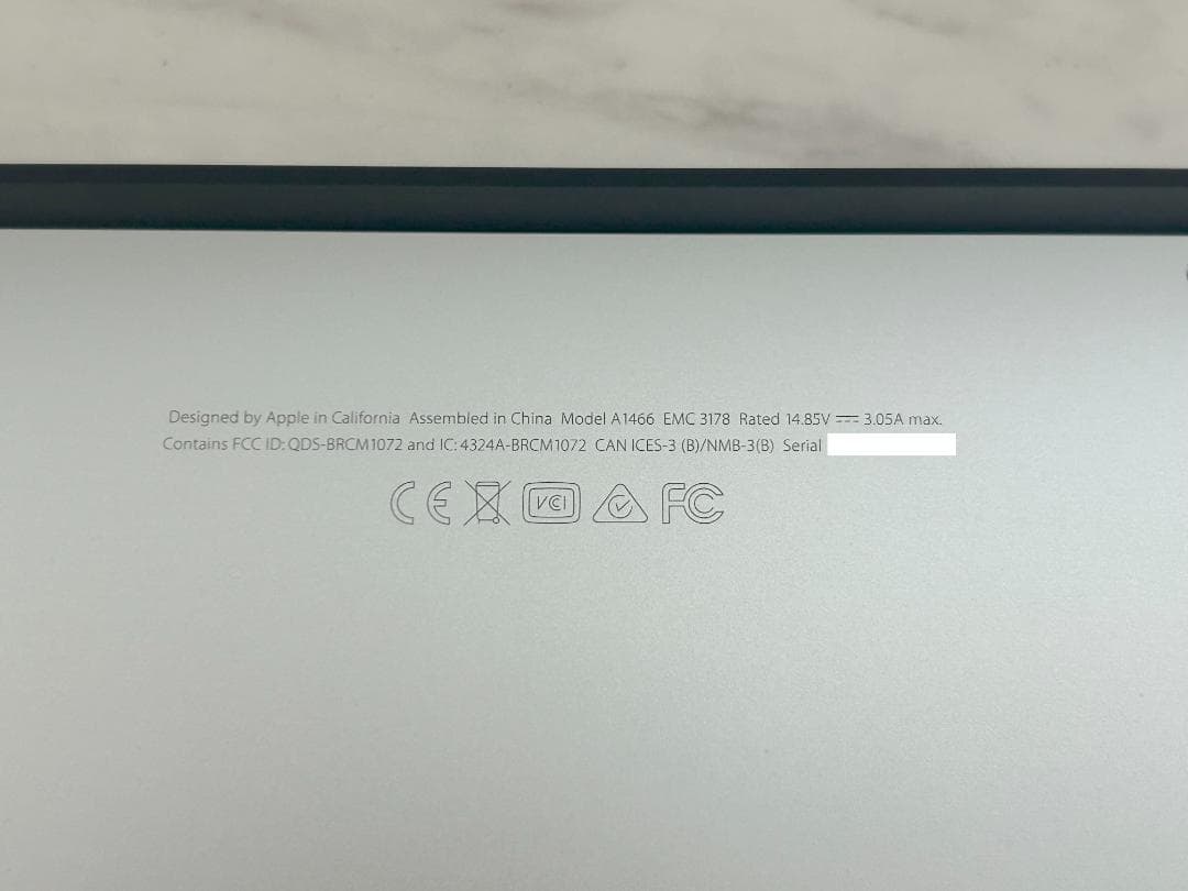 【美品】MacBook Air 2017 13インチ 8GB/256GB